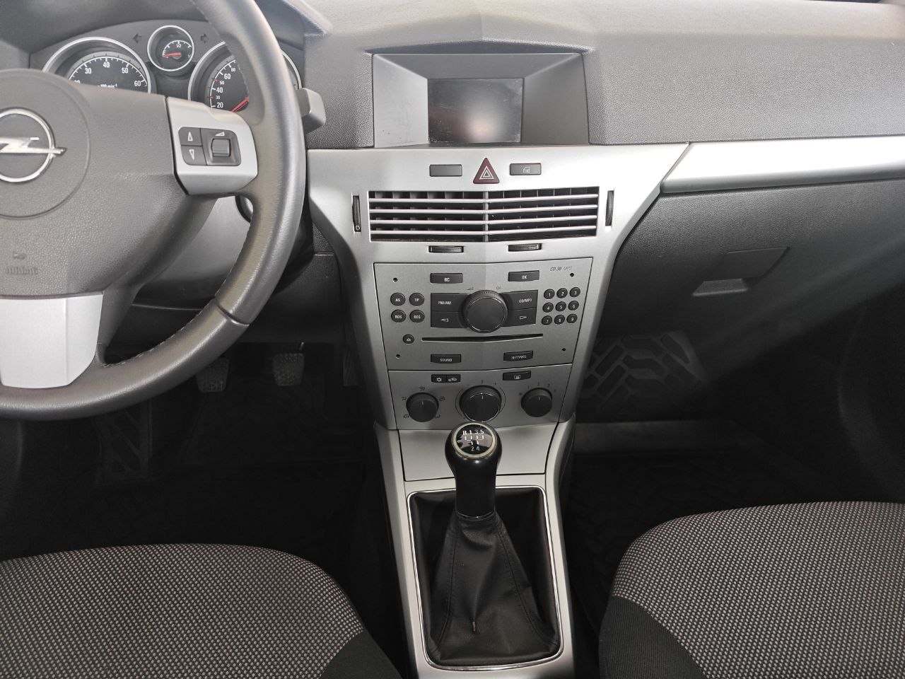  Astra