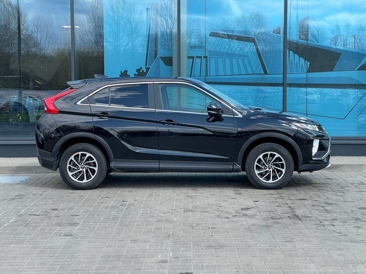  Eclipse Cross