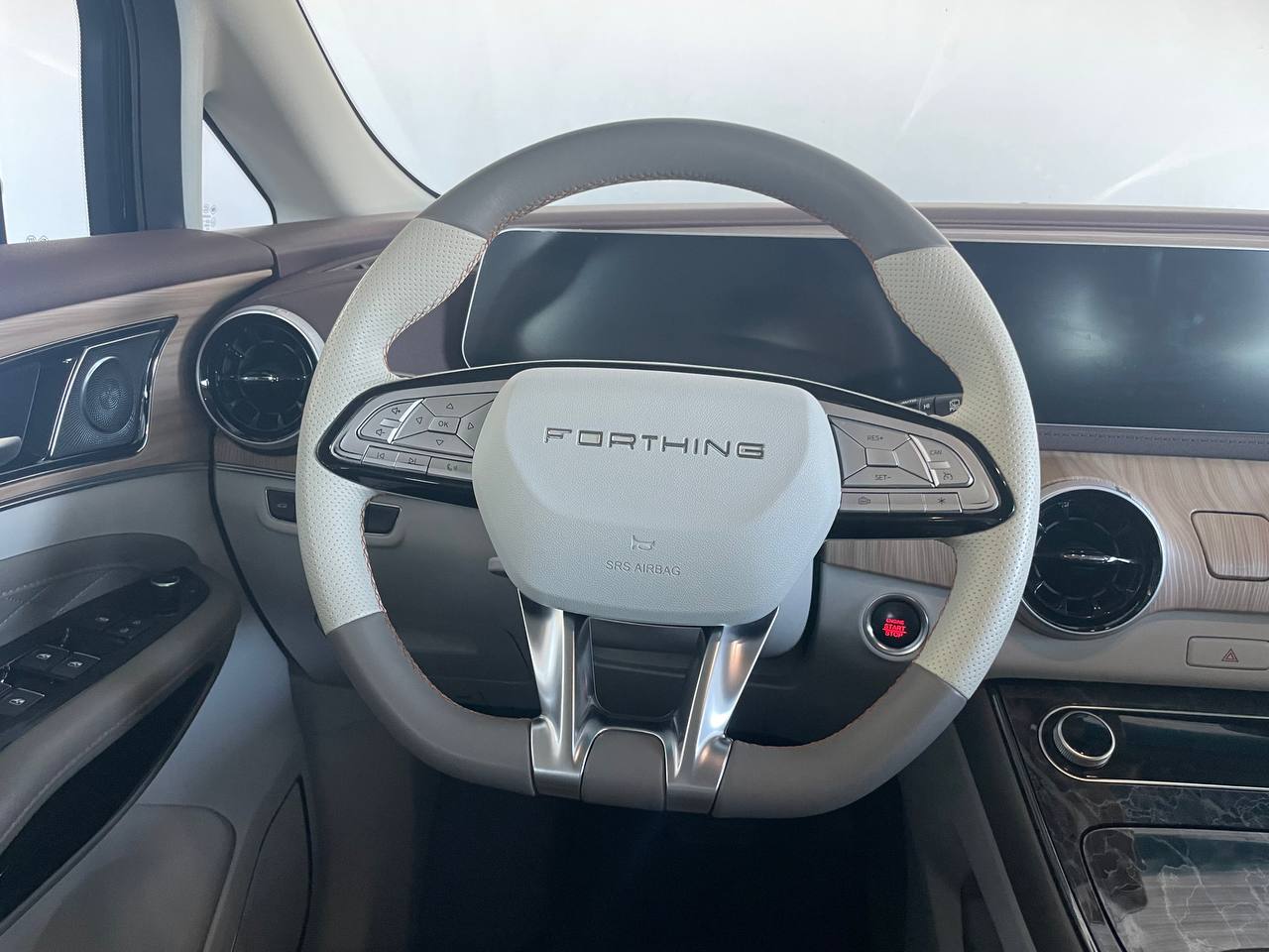  Forthing M4 U-Tour