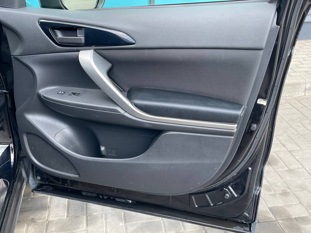  Eclipse Cross
